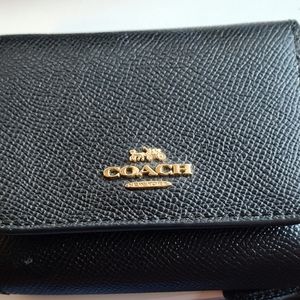 Coach pebbled leather wallet